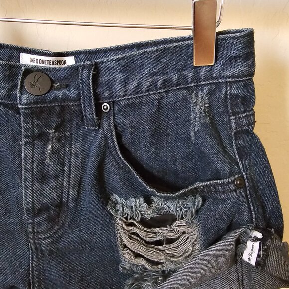 One Teaspoon Distressed Cut Off Fox Black Bandits Denim Jean Shorts - Picture 5 of 14